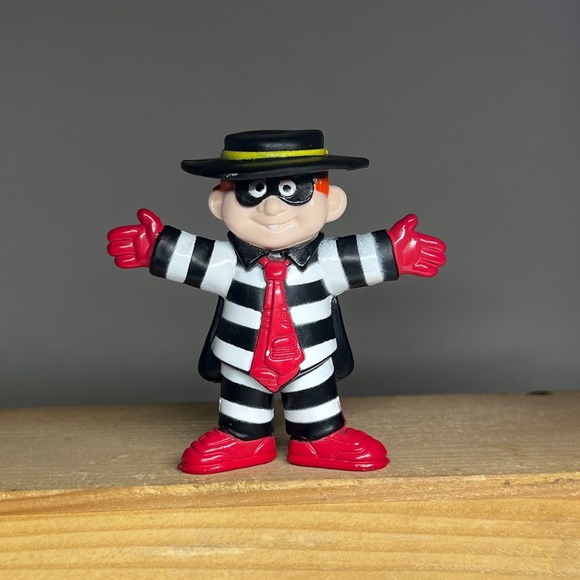McDonald’s Vintage Hamburglar Figure 2.75" Cake Topper Collectible Toy 1995 - Picture 1 of 6